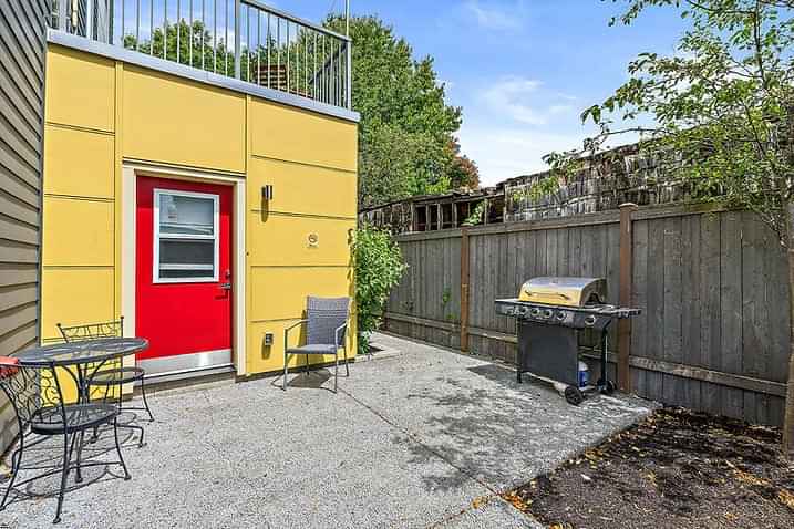 Wallingford Studios, Seattle - Seattle, Washington, United States - Exterior