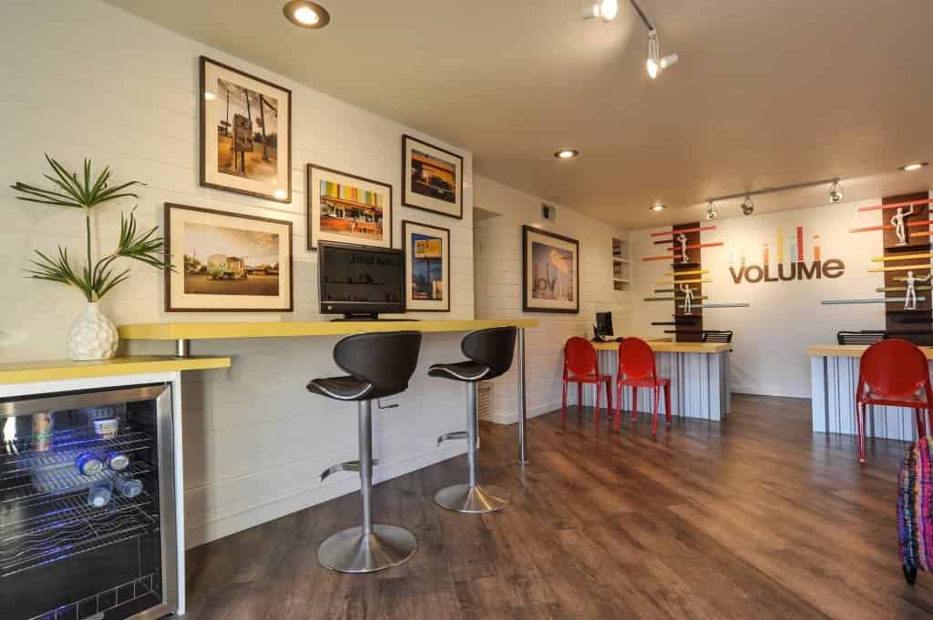 Volume Apartments, East  Austin - Austin, Texas, United States - Kitchen