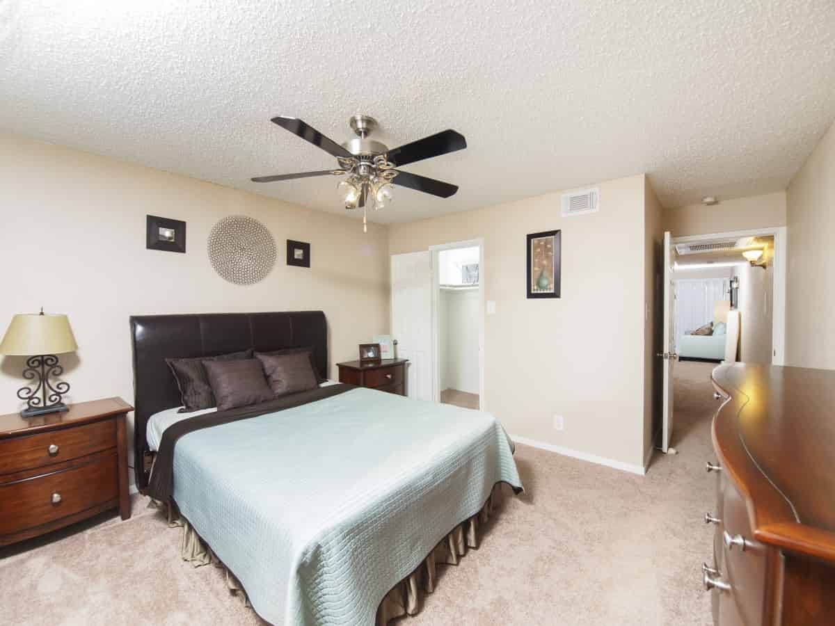 The Breakers On The Lake, Austin  - Austin, Texas, United States - Bedroom