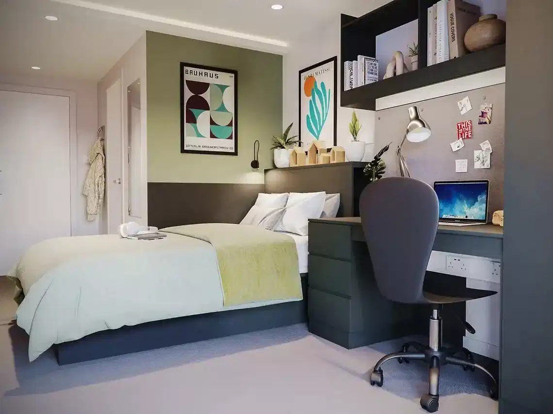 12 Bed En-suite Plus