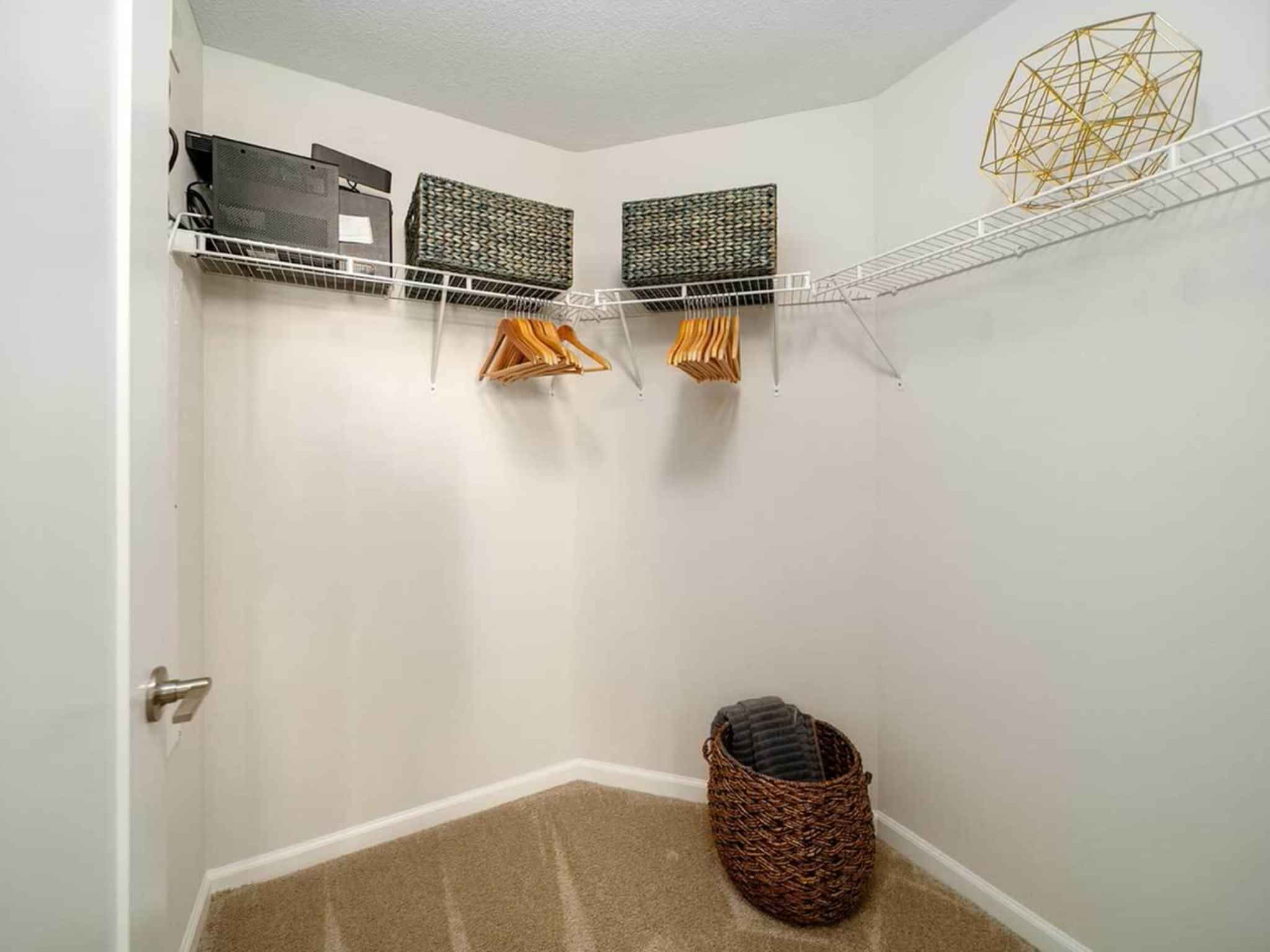 1903 Portsmouth, Houston - Houston, Texas, United States - Amenities