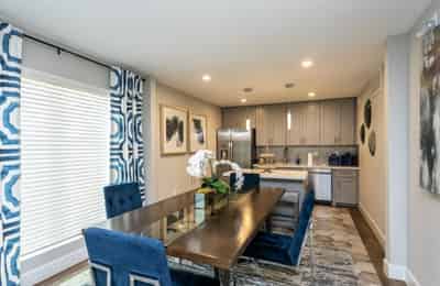 Amenities?w=400&h=260&fit=crop&q=40&auto=format&trim=auto