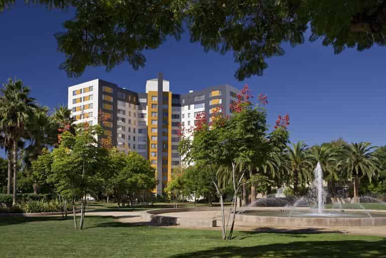 Park La Brea, Los Angeles - Los Angeles, California, United States - Exterior