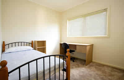 Amenities?w=400&h=260&fit=crop&q=40&auto=format&trim=auto
