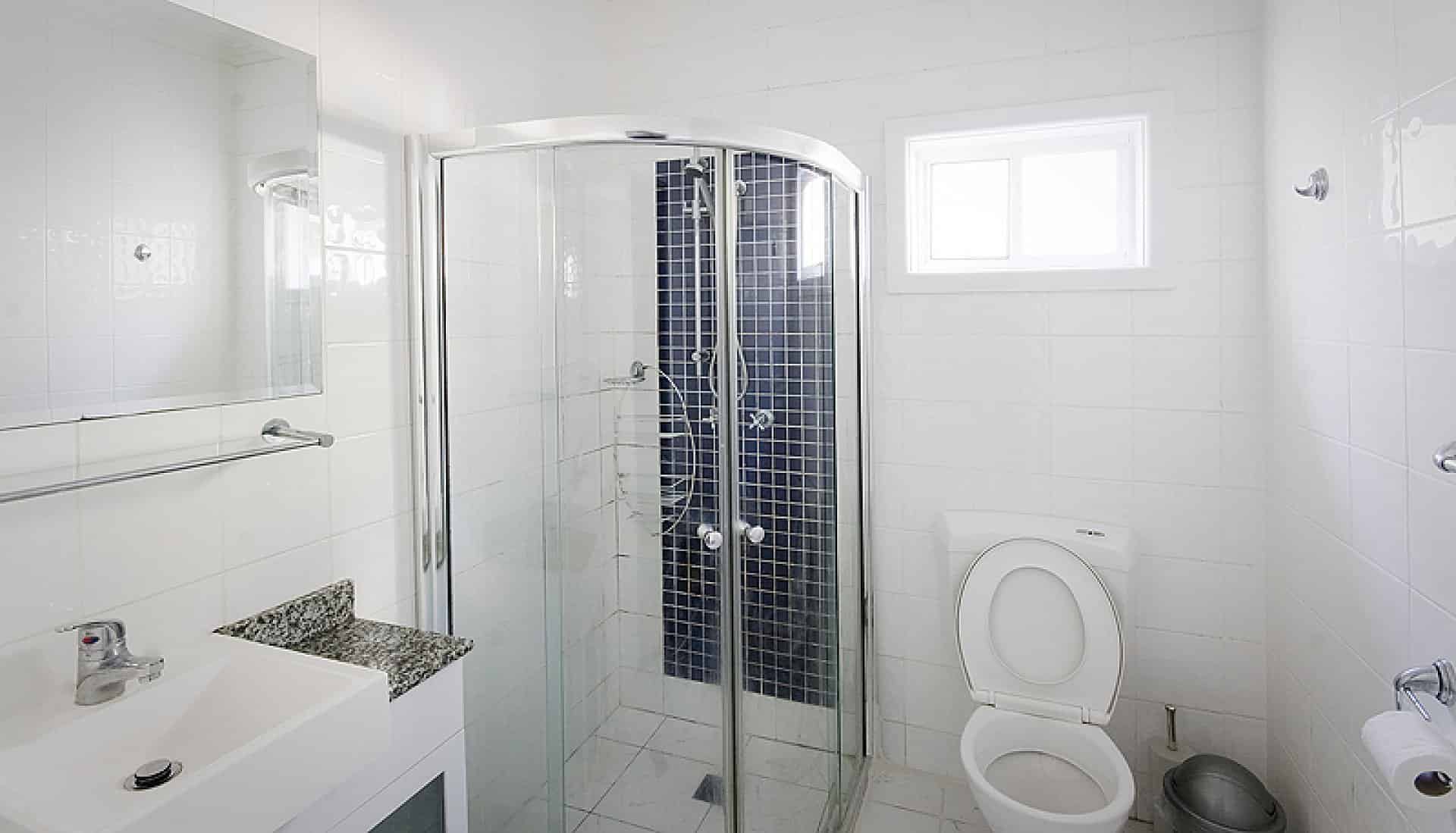 26 Wolli Creek Rd  - Sydney, New South Wales, Australia - bathroom