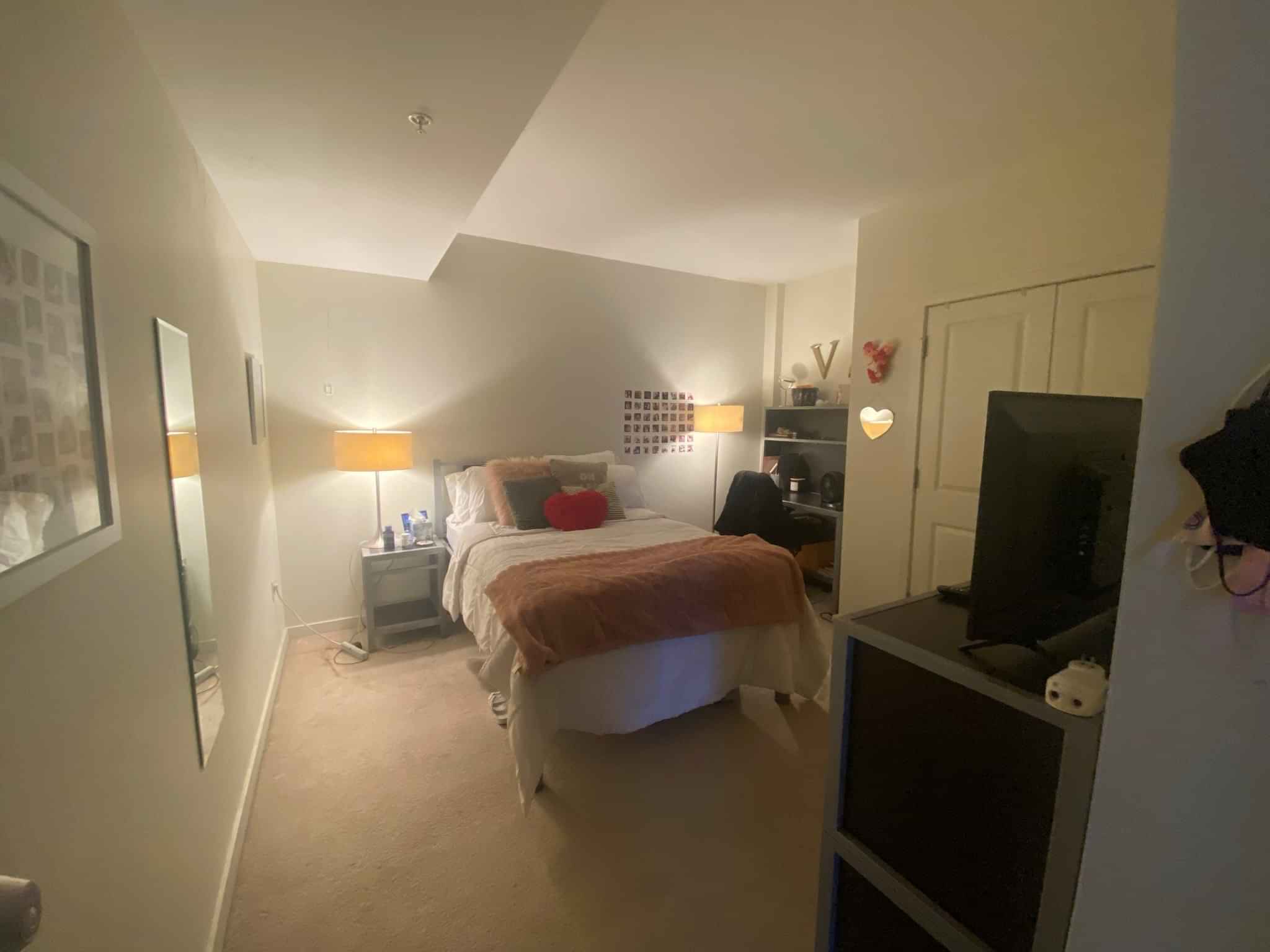 865 East, Harrisonburg - Harrisonburg, Virginia, United States - Bedroom