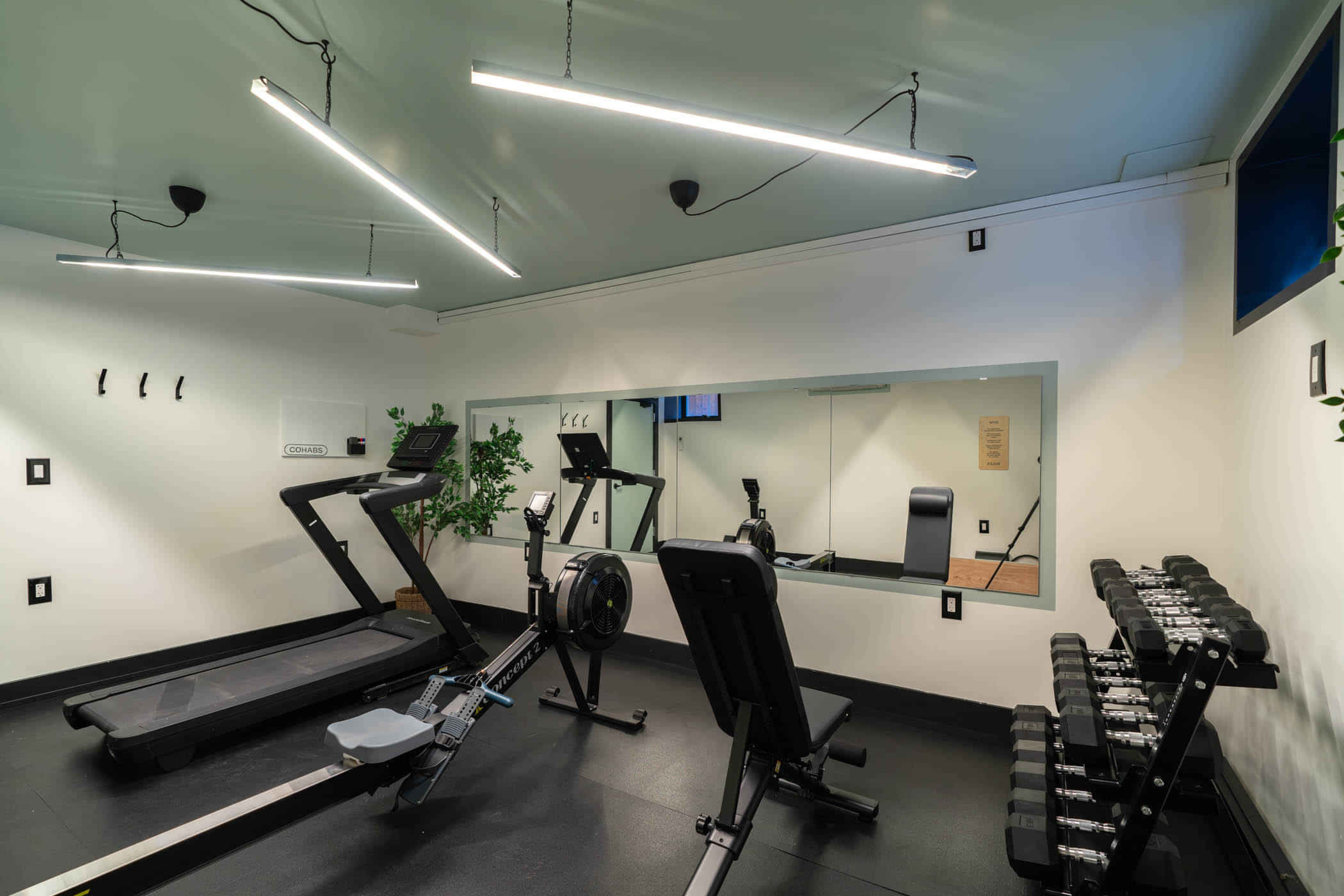 Columbia 1480, Washington DC - Washington DC, District of Columbia, United States - Amenities