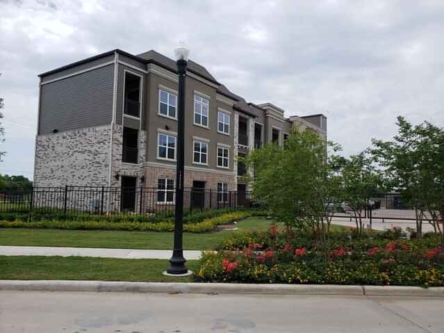 Orleans At Fannin Station, Houston - Houston, Texas, United States - Exterior