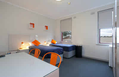 Forest Lodge Hotel - Sydney, New South Wales, Australia - ensuite