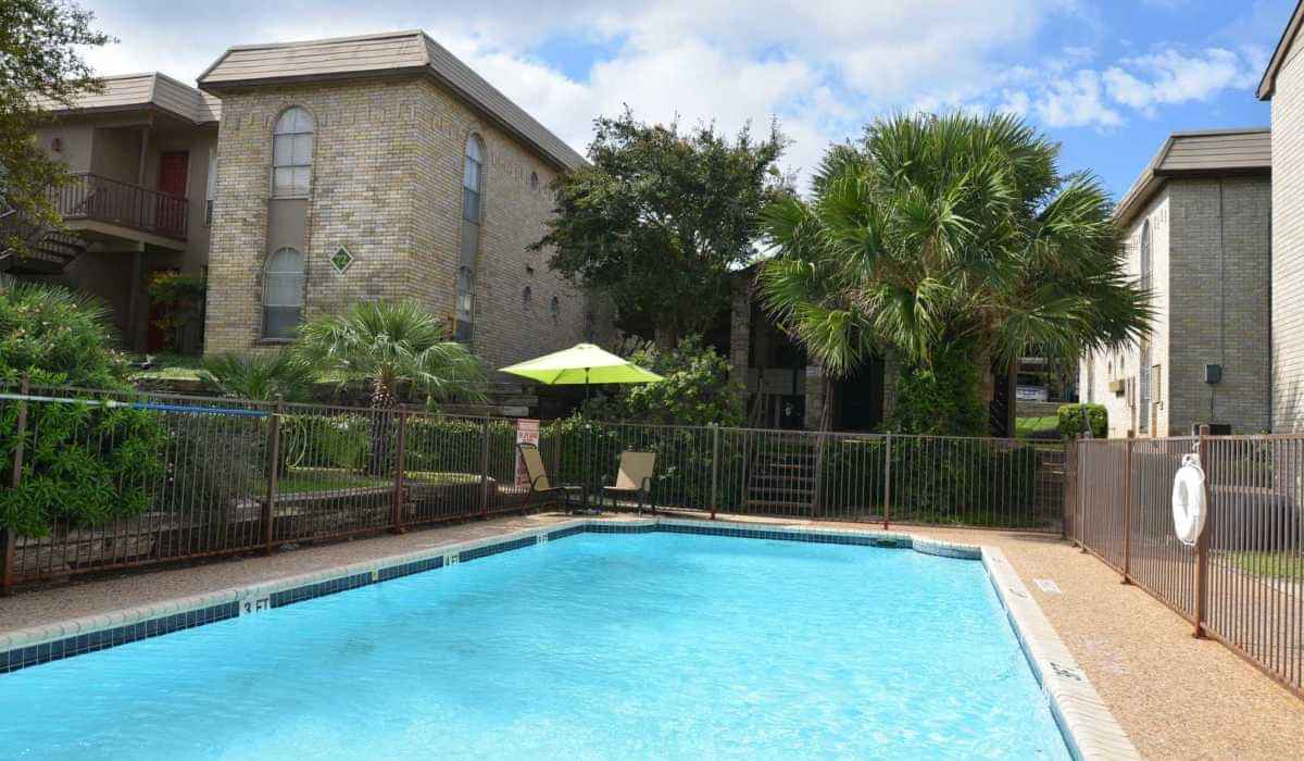 Fairways 5, San Antonio - San Antonio, Texas, United States - Exterior