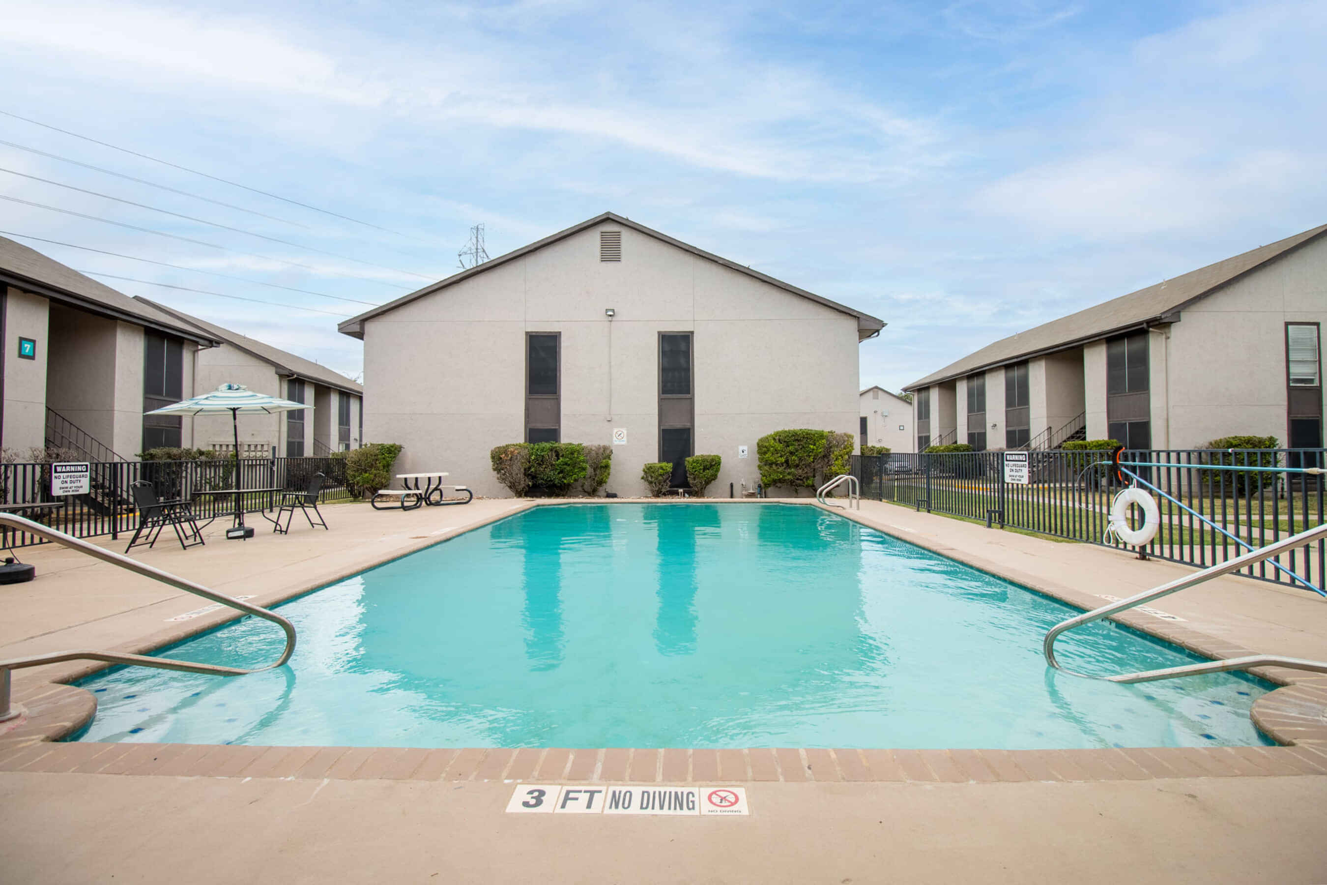 Marigold Apartments, San Antonio - San Antonio, Texas, United States - Amenities