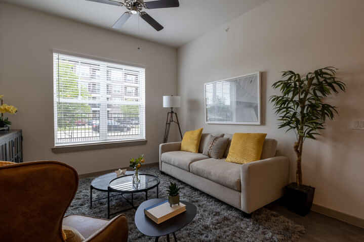 Charleston At Fannin Station, Houston - Houston, Texas, United States - Common Area