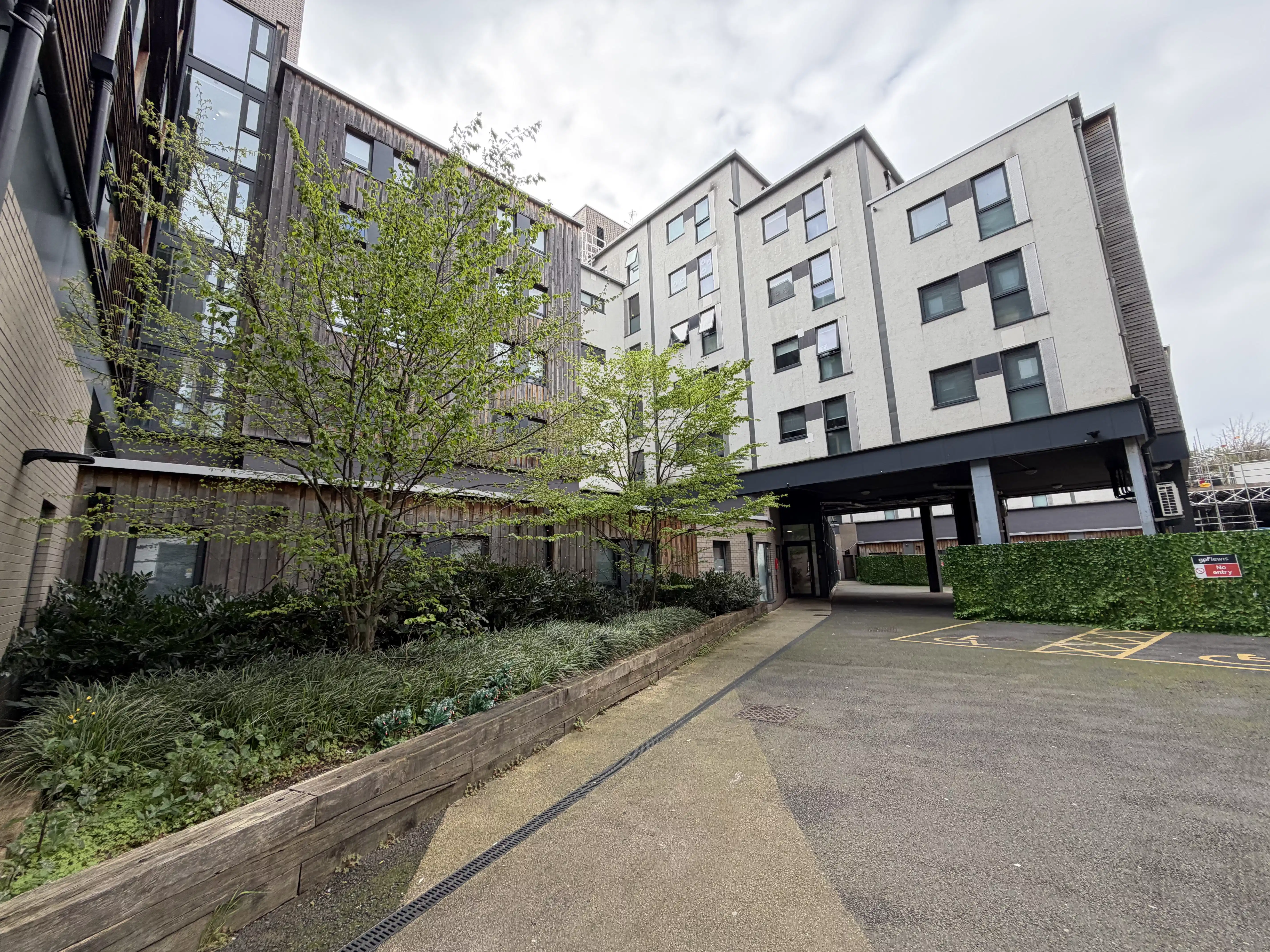 Chapter Highbury, London image 10