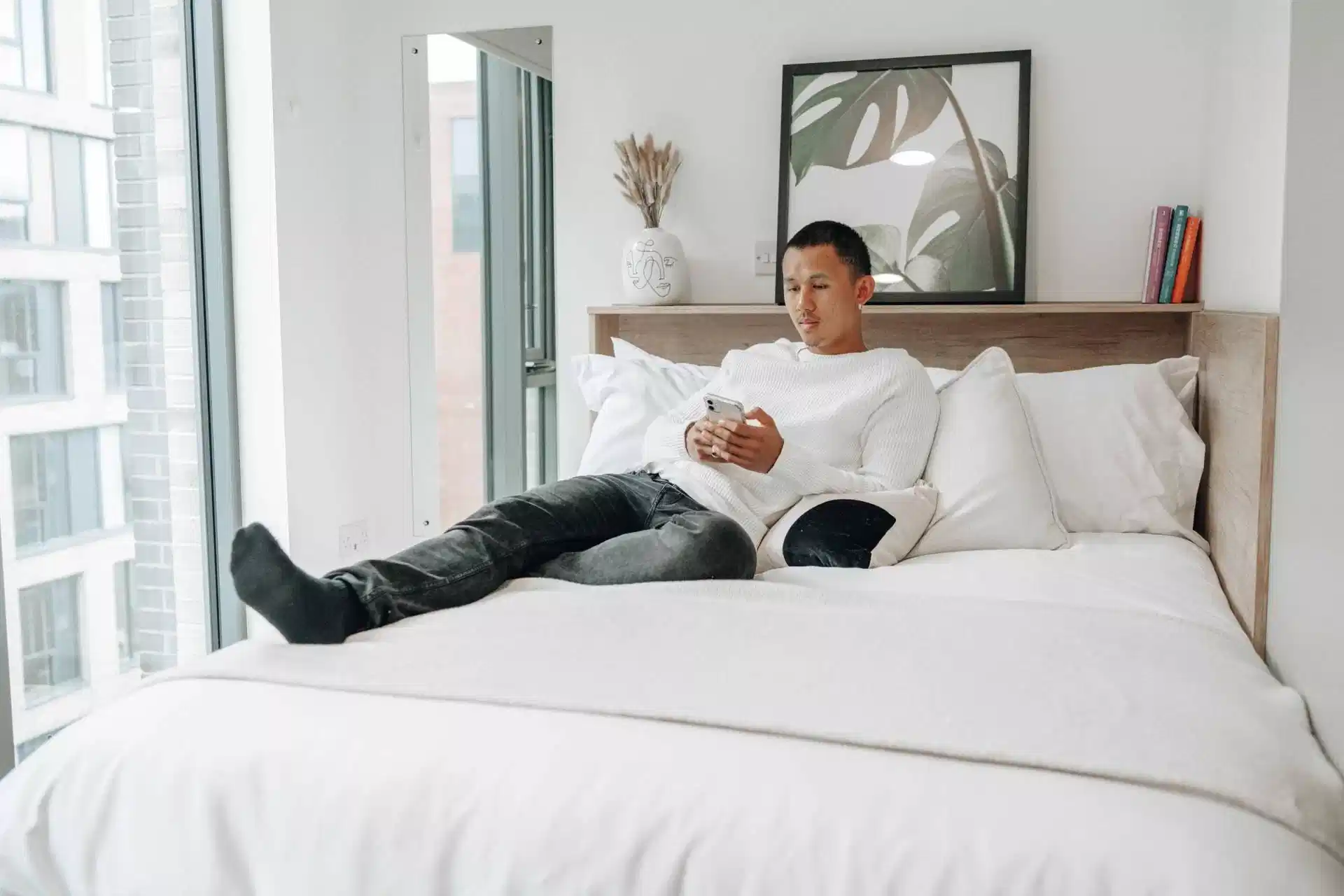 Amenities?w=400&h=260&fit=crop&q=40&auto=format&trim=auto