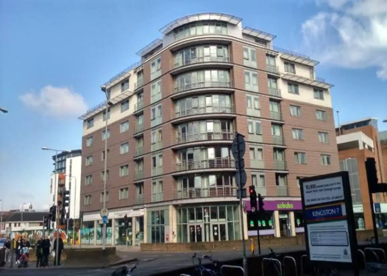 iQ Kingston, Kingston upon Thames image 17