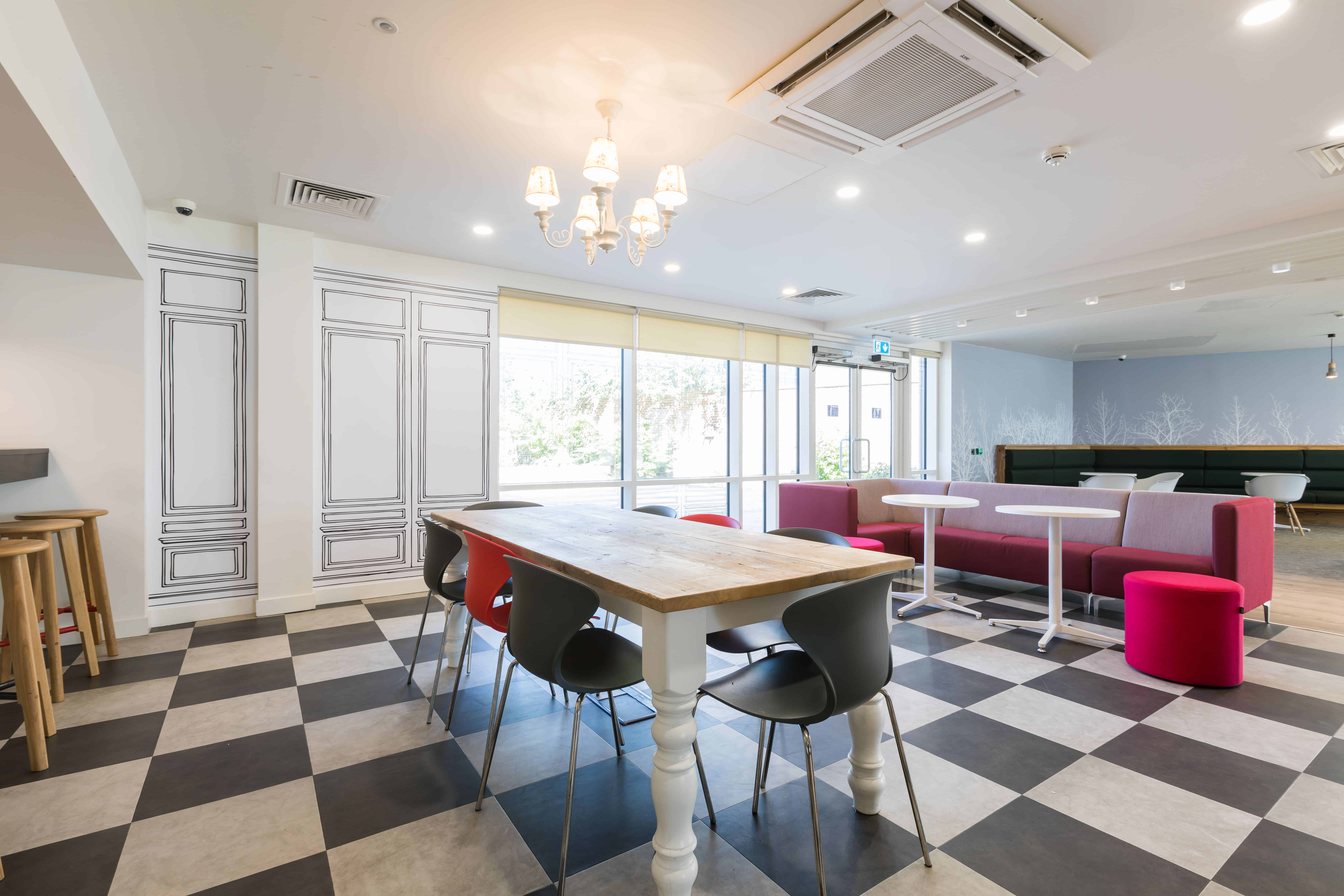 Arbury Court, Kingston - Kingston upon Thames, England, United Kingdom - Common Area