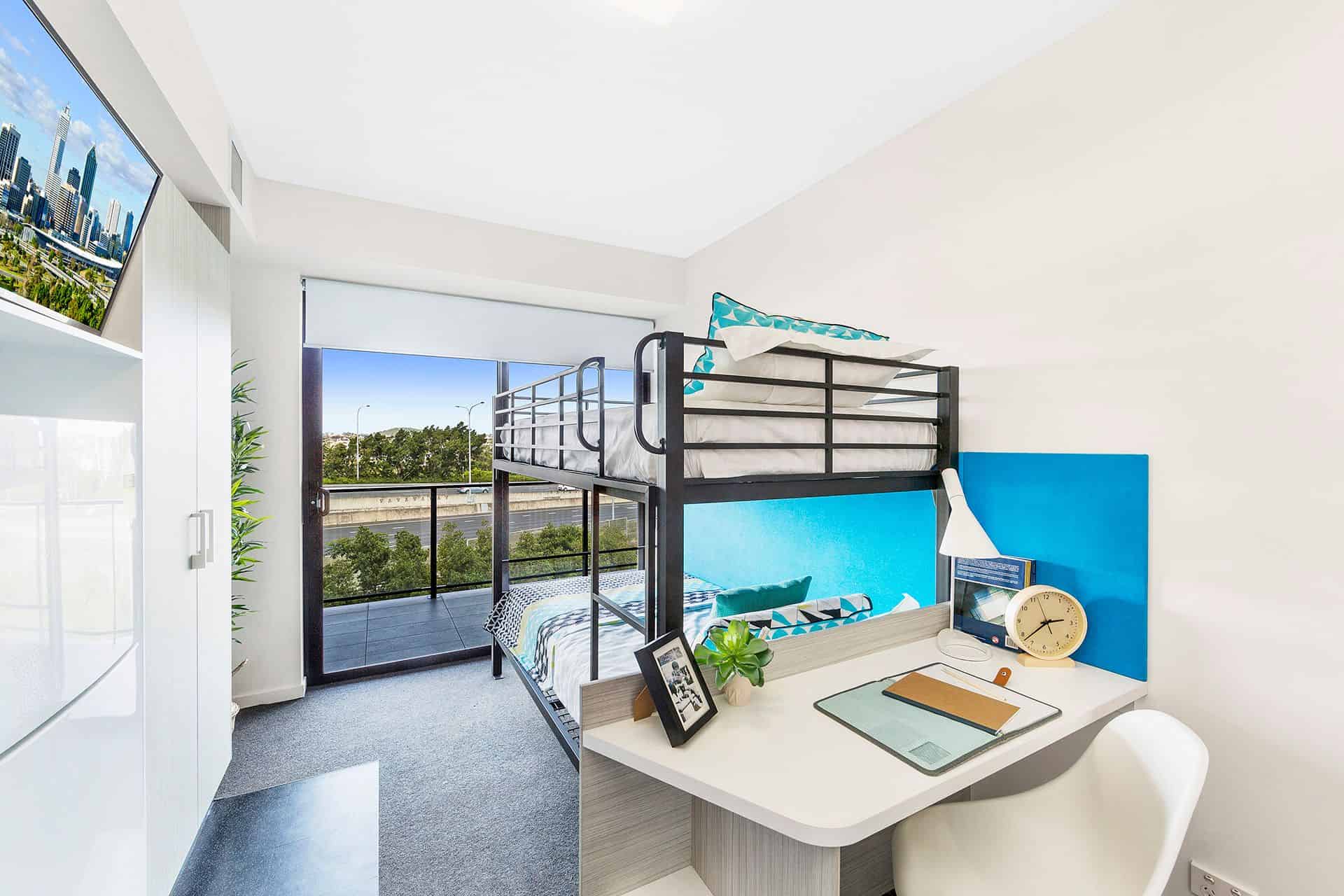 Amenities?w=400&h=260&fit=crop&q=40&auto=format&trim=auto
