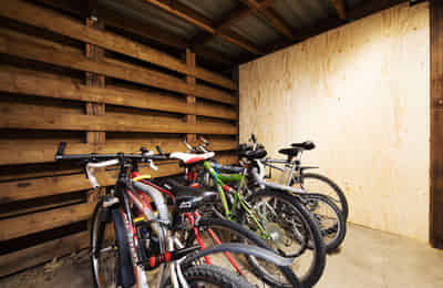 Stuhomes Station Court, London - London, England, United Kingdom - Amenities
