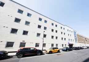 Somerset Court, London - London, England, United Kingdom - Exterior