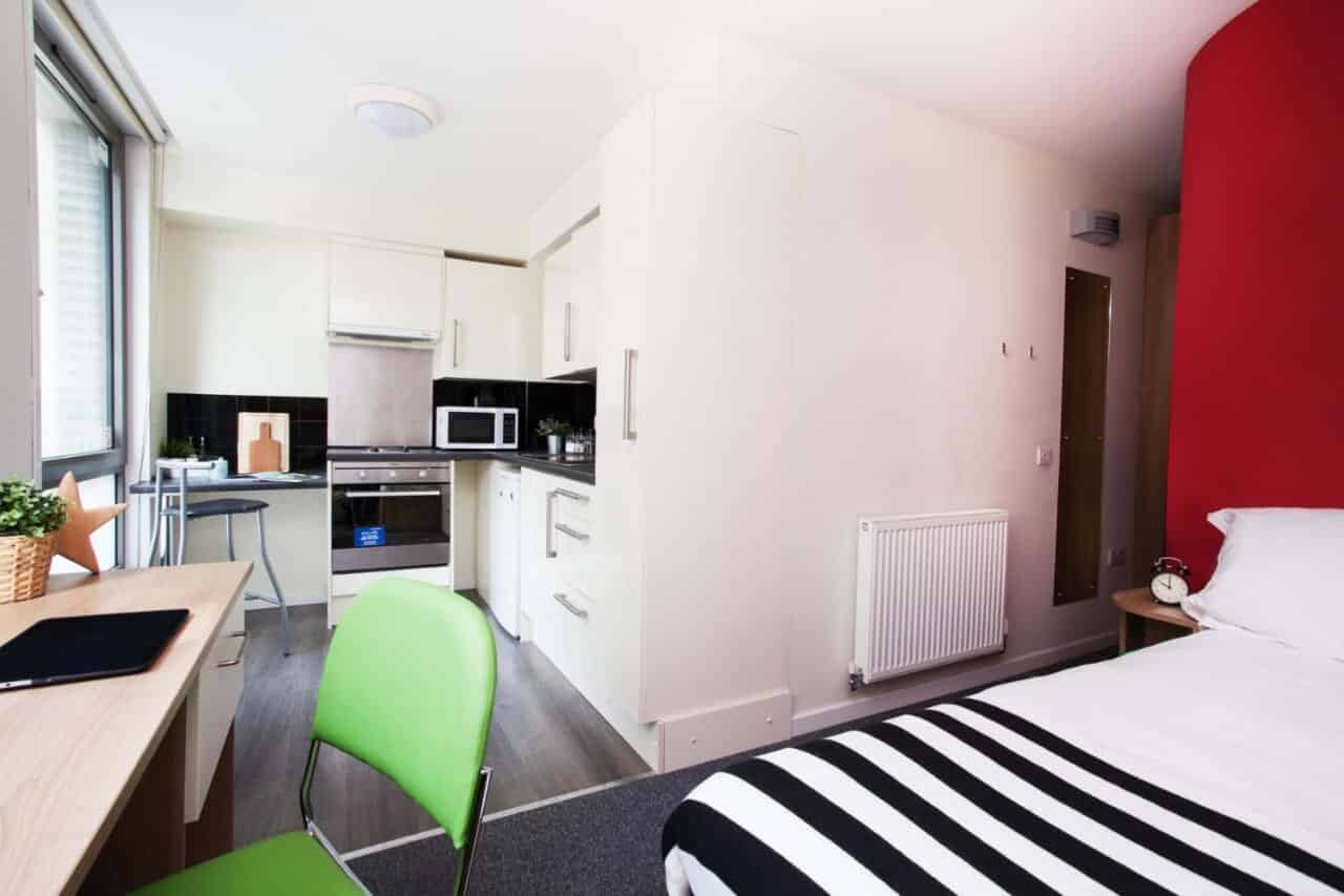 Wellington Lodge, London - London, England, United Kingdom - Bedroom
