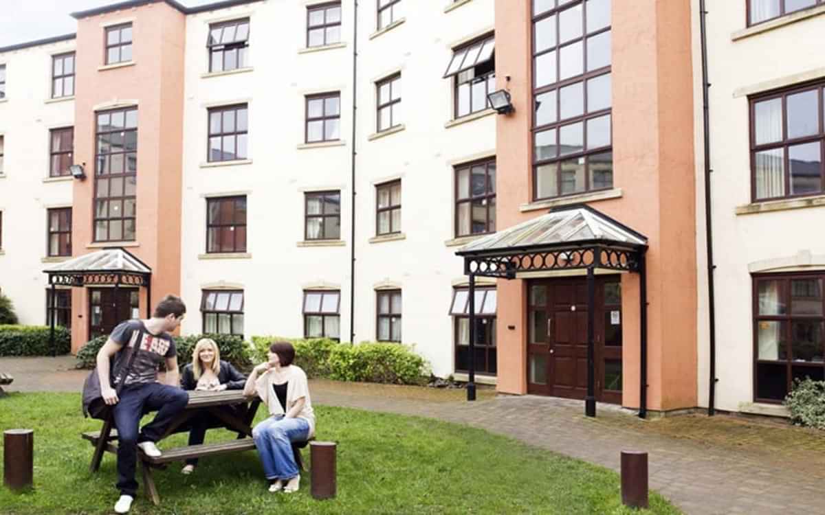 Snow Island, Huddersfield - Huddersfield, England, United Kingdom - Exterior