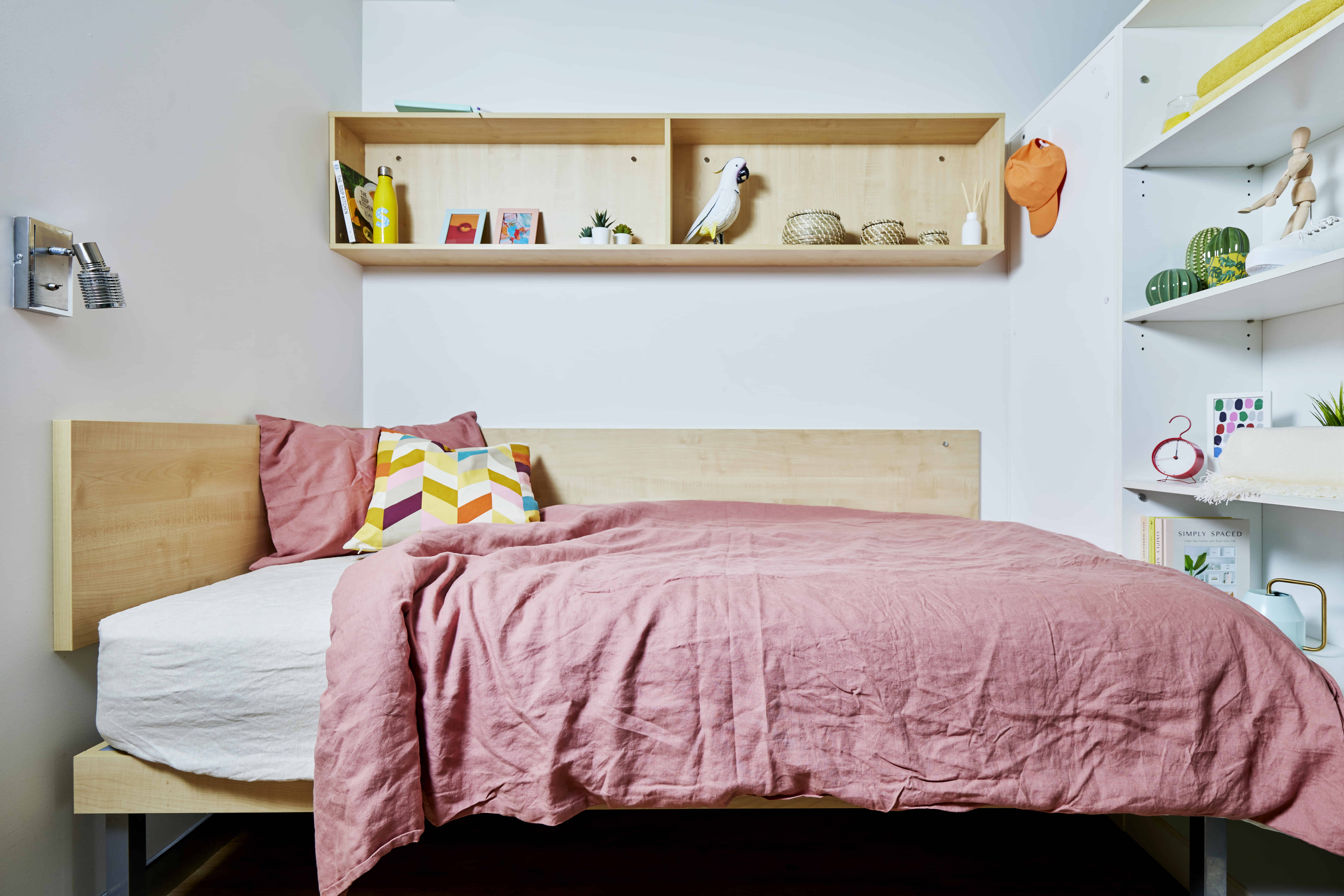 Ultra Twin, King Single Bed