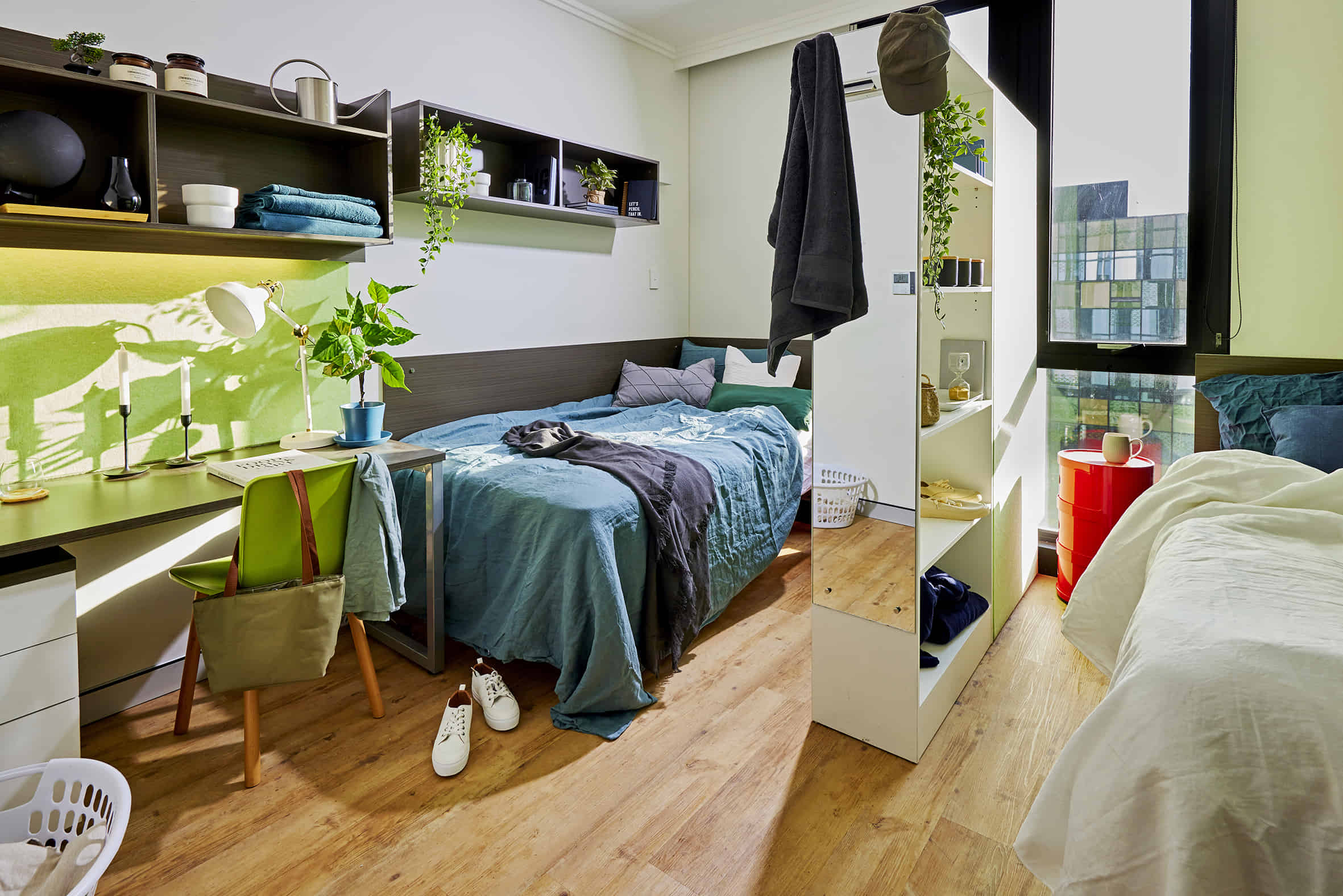 Twin, King Single Bed, 8 Bed Apartment