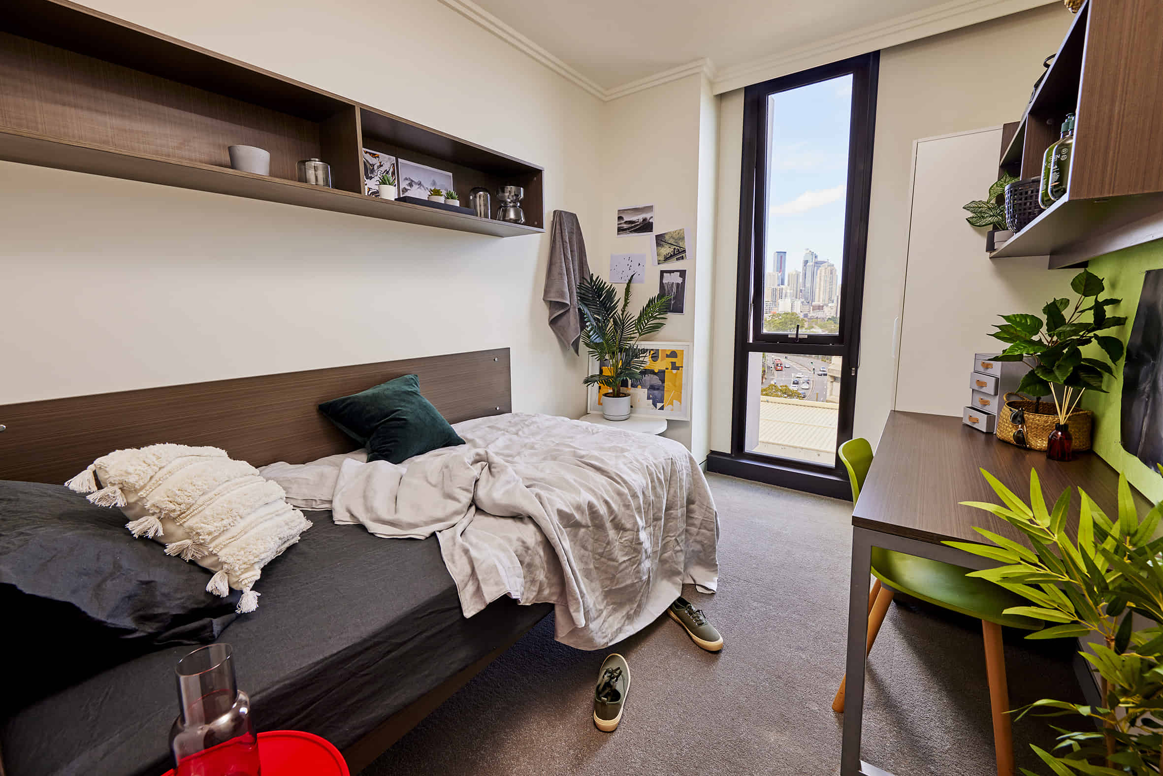 5 Bedroom Apartment Views