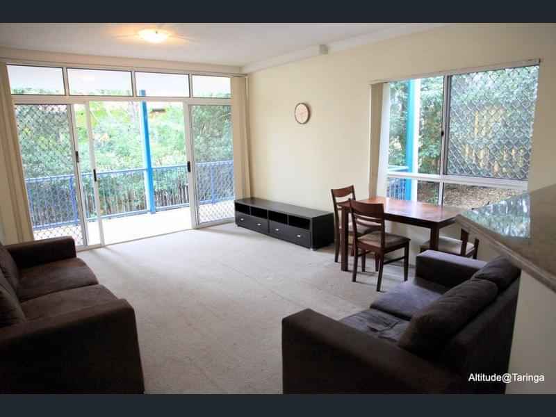 32 Cadell Street, Toowong - Brisbane, Queensland, Australia - living room