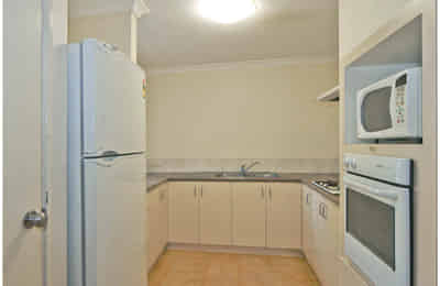 Curtin 12 - Perth, Western Australia, Australia - kitchen
