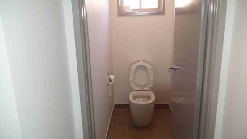  19 Verdant Avenue - Melbourne, Victoria, Australia - bathroom