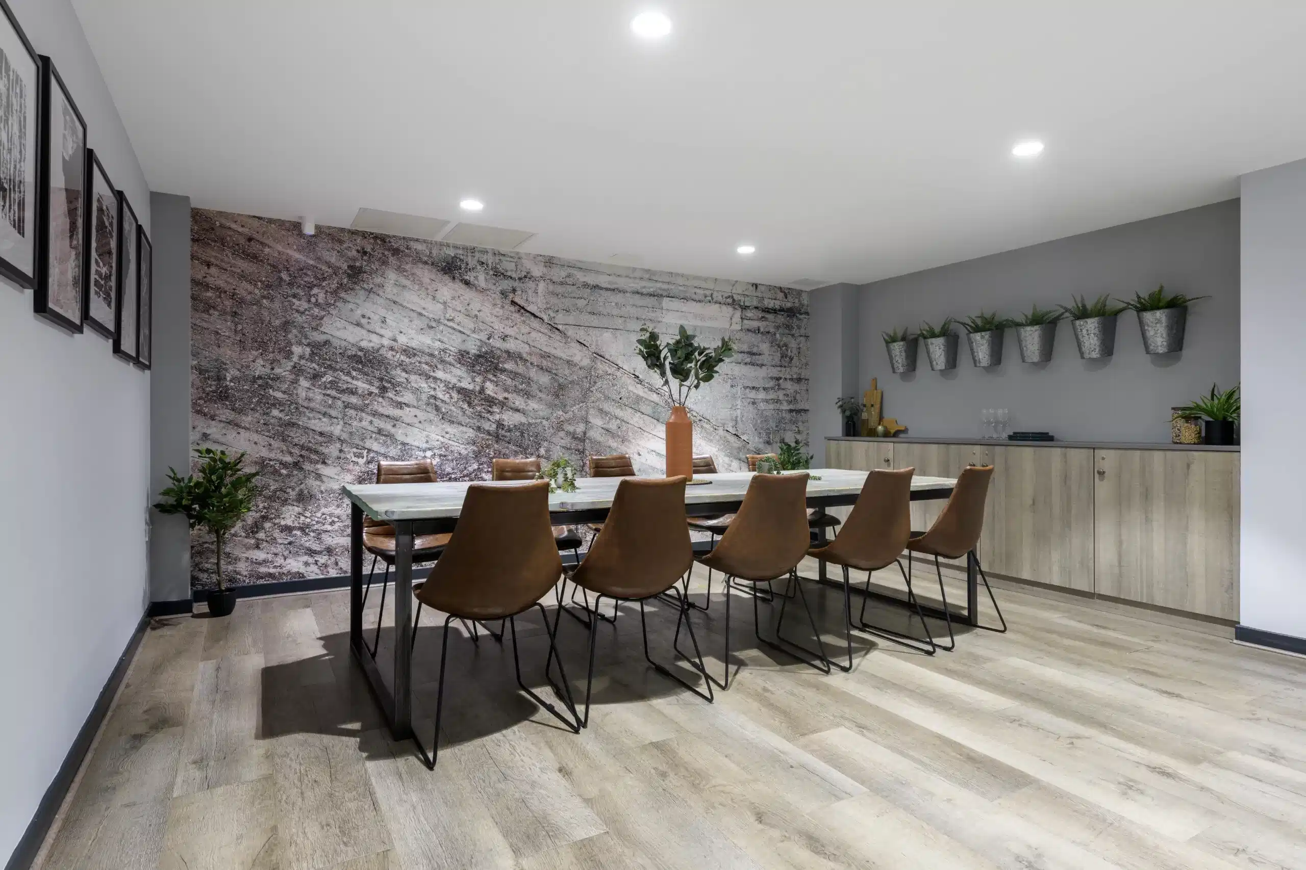 St James, Glasgow - Glasgow, Scotland, United Kingdom - Amenities