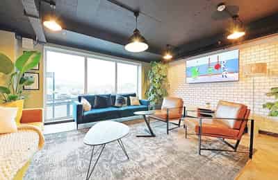 Canalside, Birmingham - Birmingham, England, United Kingdom - Common Area