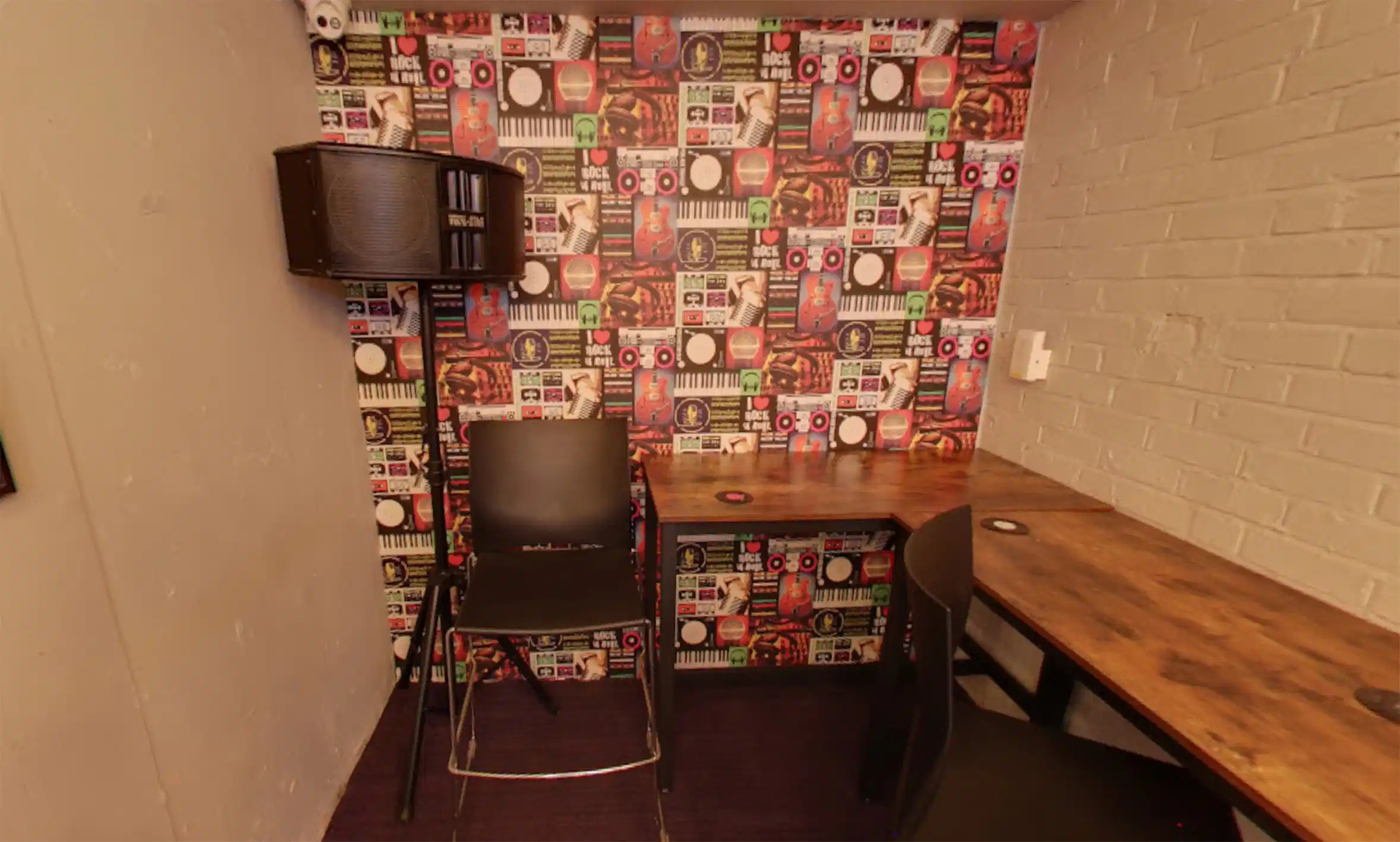 B16 Studios, Birmingham image 72