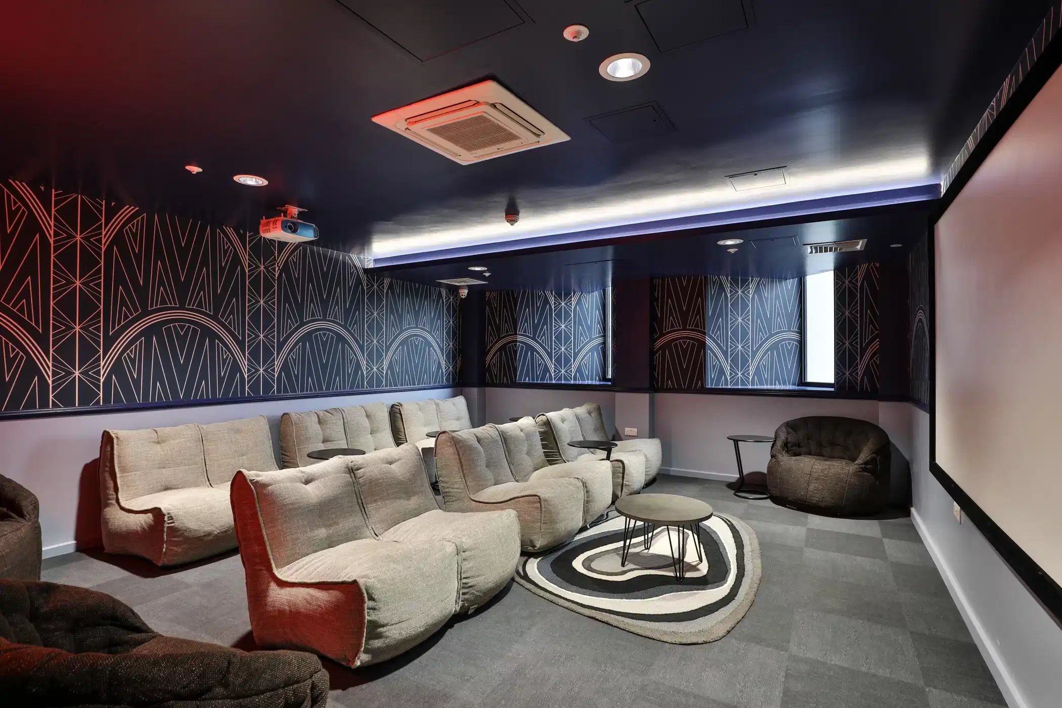 B16 Studios, Birmingham image 12