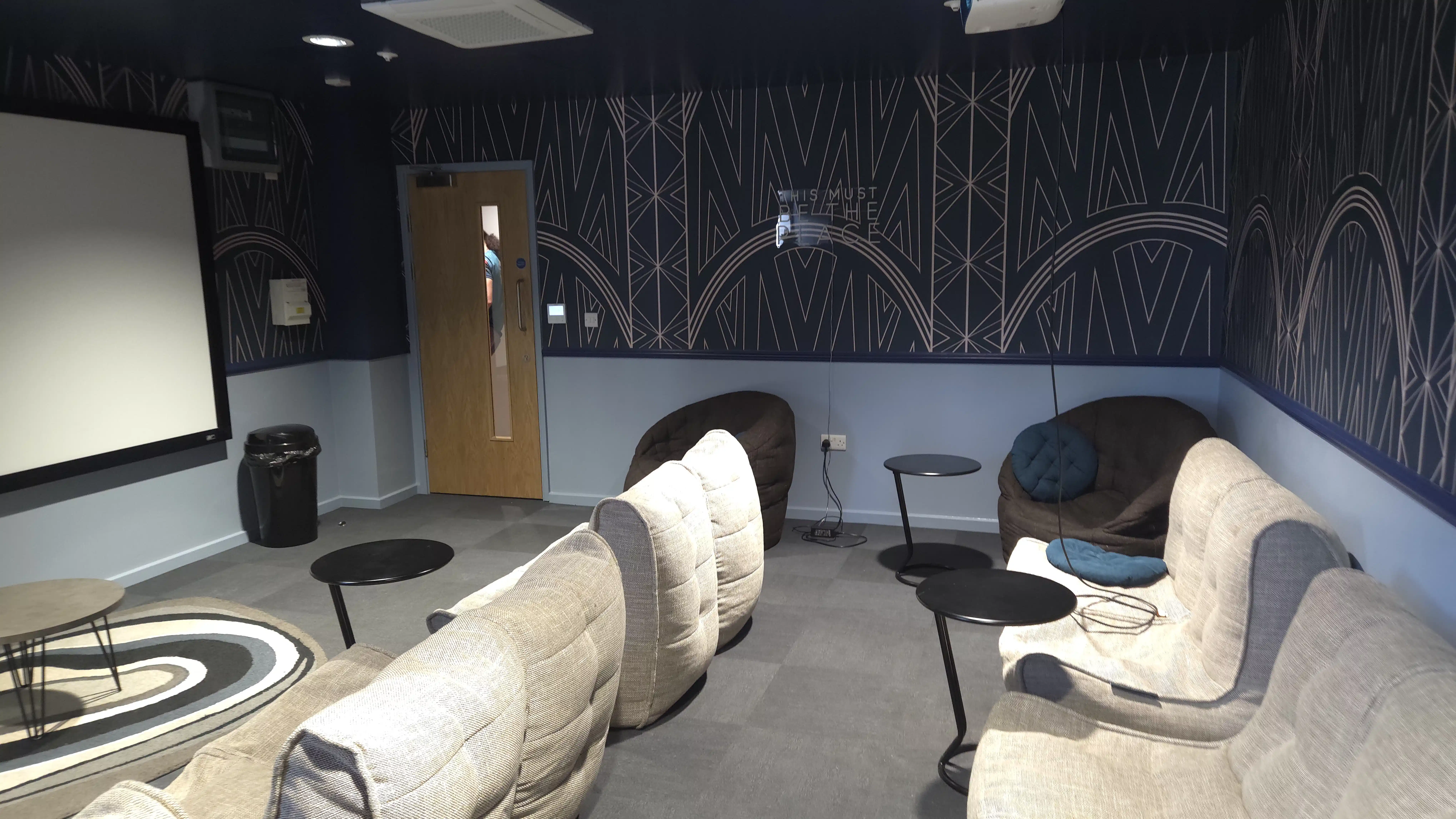 B16 Studios, Birmingham image 27