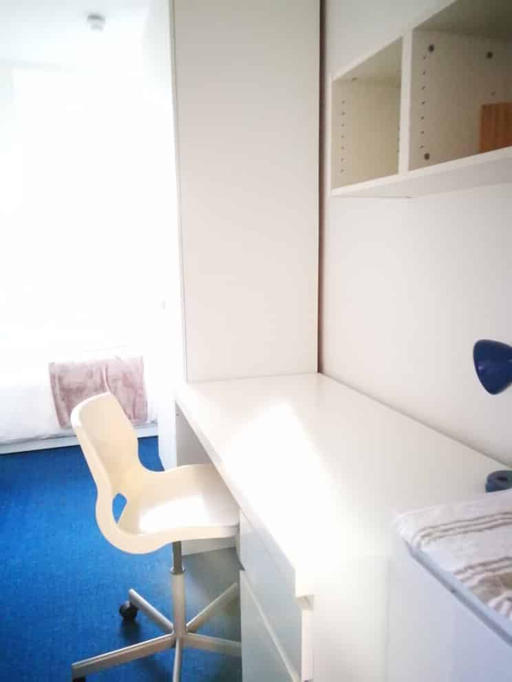 Dralda House, High Wycombe - High Wycombe, England, United Kingdom - Room