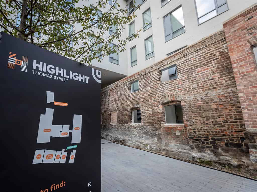 Highlight Thomas Street, Dublin - Dublin, Ireland - Exterior