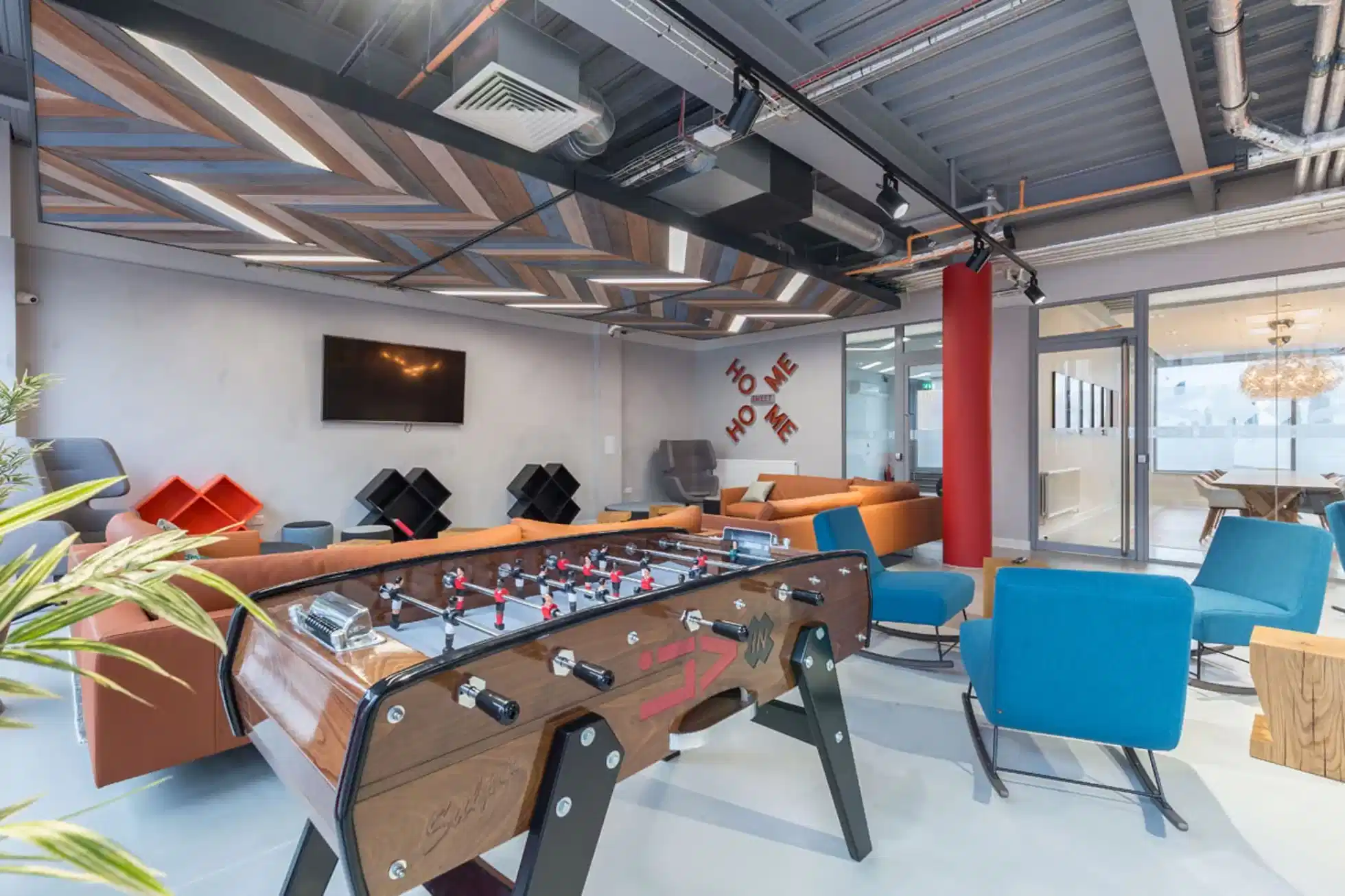 Livin, Cardiff image 31