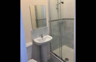 Deluxe En-suite - Amenities?w=400&h=260&fit=crop&q=40&auto=format&trim=auto