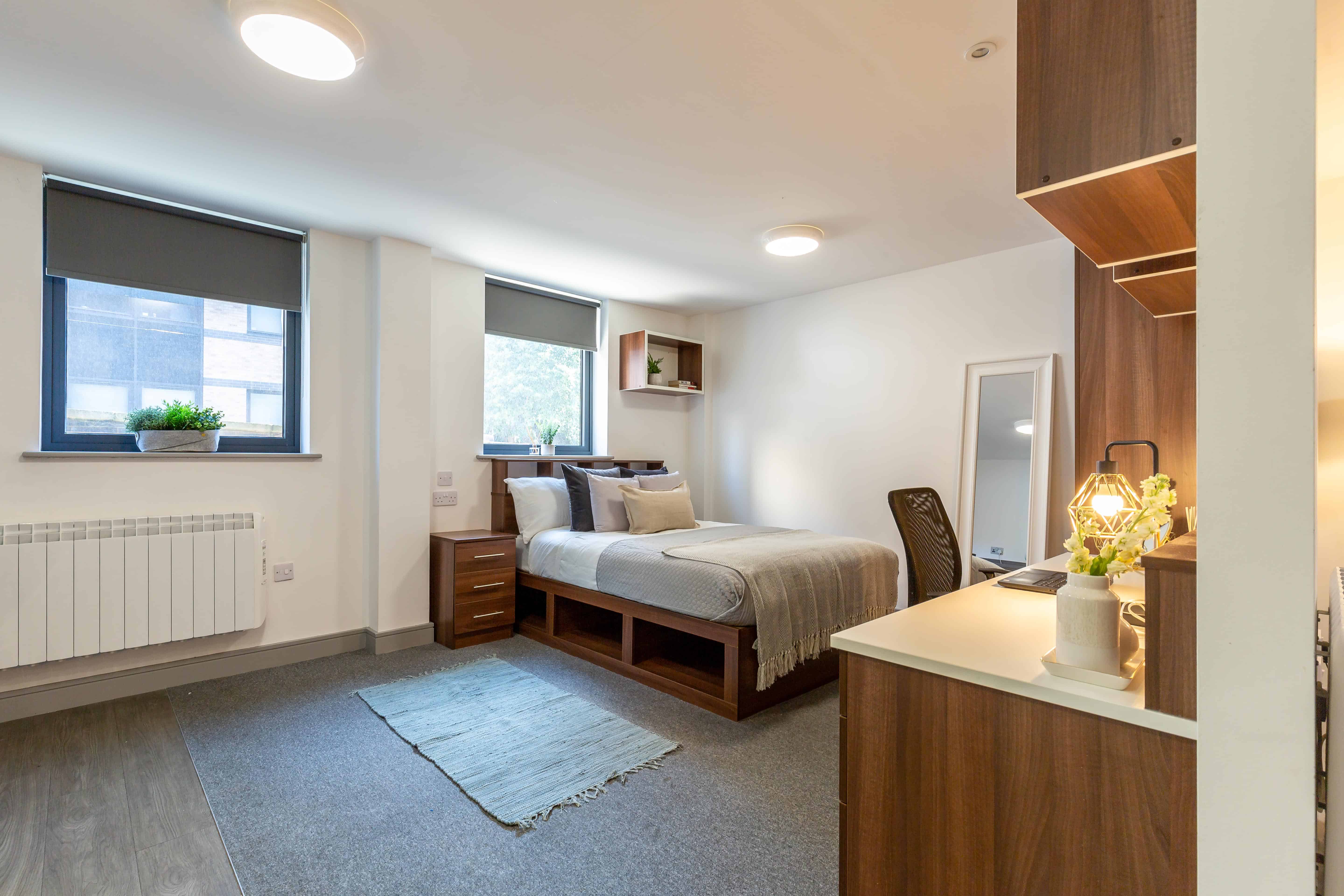 Amenities?w=400&h=260&fit=crop&q=40&auto=format&trim=auto