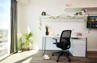 Amenities?w=400&h=260&fit=crop&q=40&auto=format&trim=auto