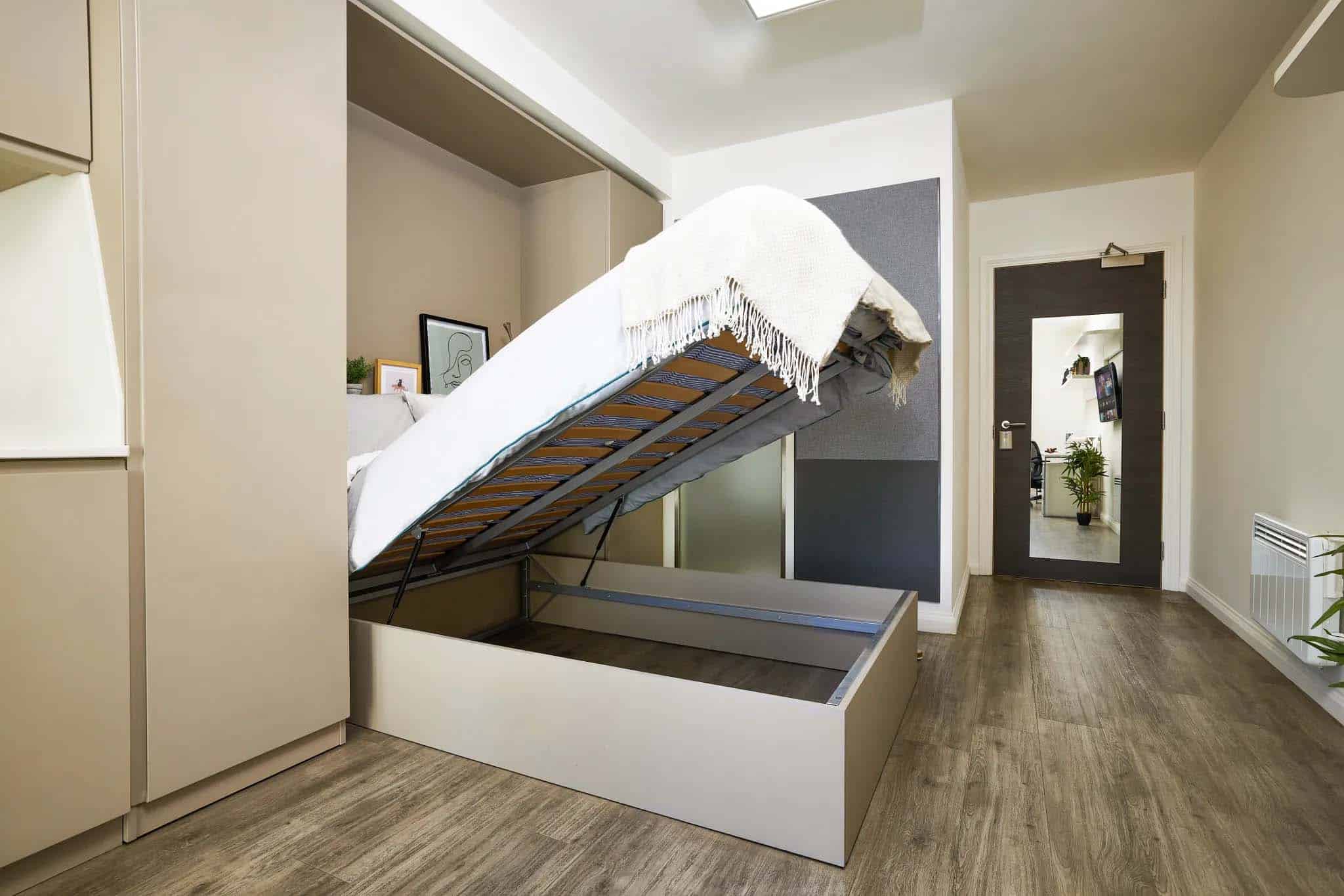 Amenities?w=400&h=260&fit=crop&q=40&auto=format&trim=auto