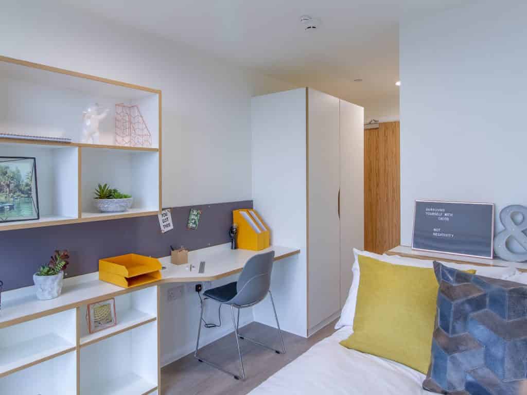 Sky View Ensuite Plus