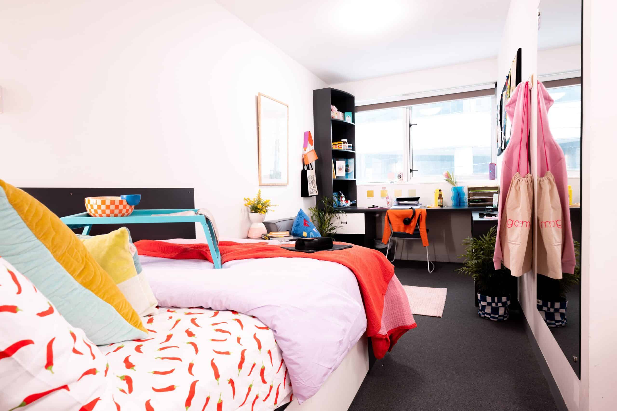 Ultra Studio, Double Bed