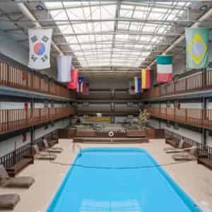 Common Area?w=400&h=260&fit=crop&q=40&auto=format&trim=auto