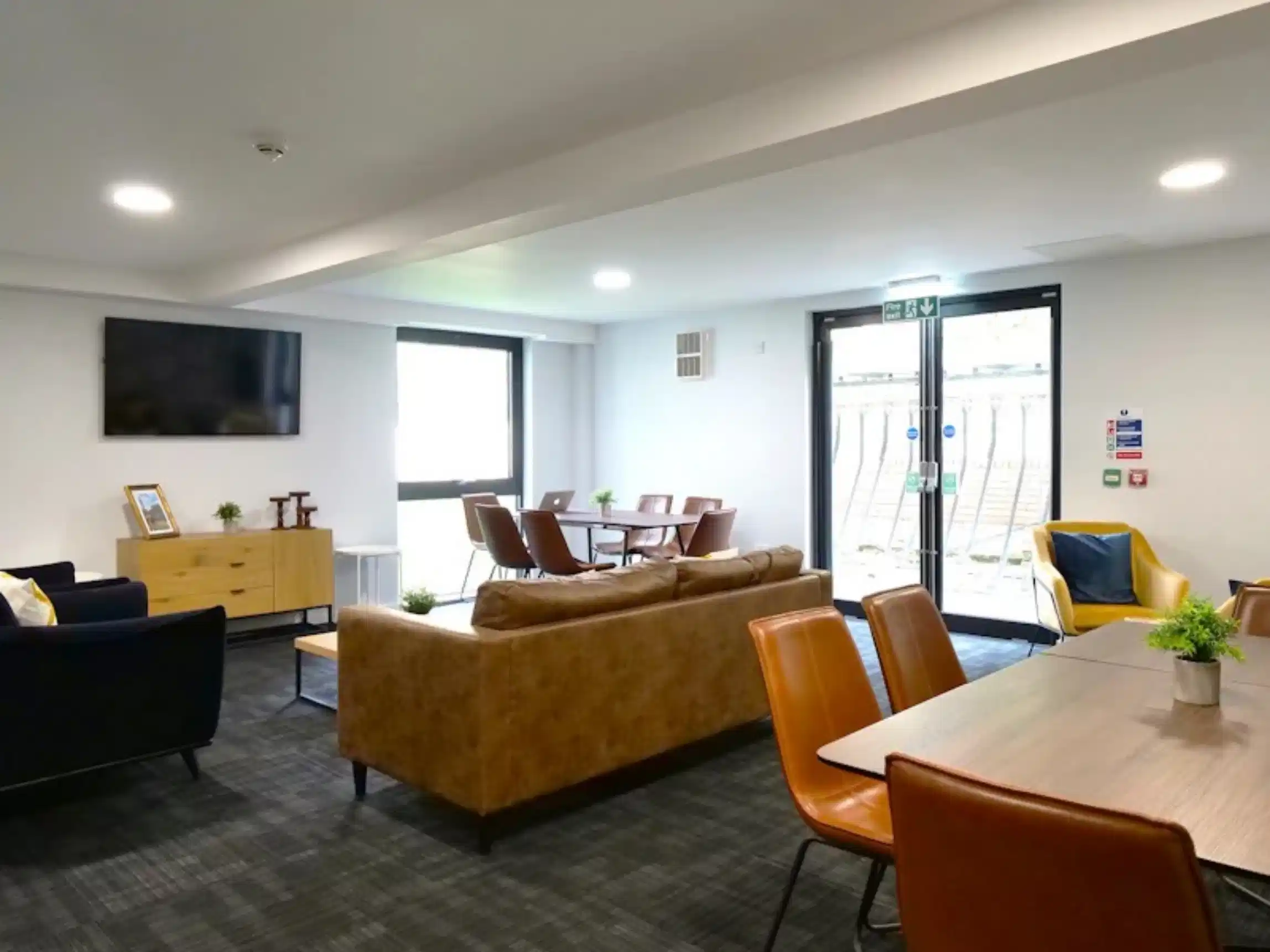 Gateway Apartments, Edinburgh - Edinburgh, Scotland, United Kingdom - Common Area