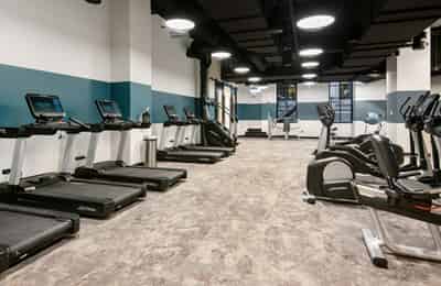 Century Tower, Chicago - Chicago, Illinois, United States - Amenities