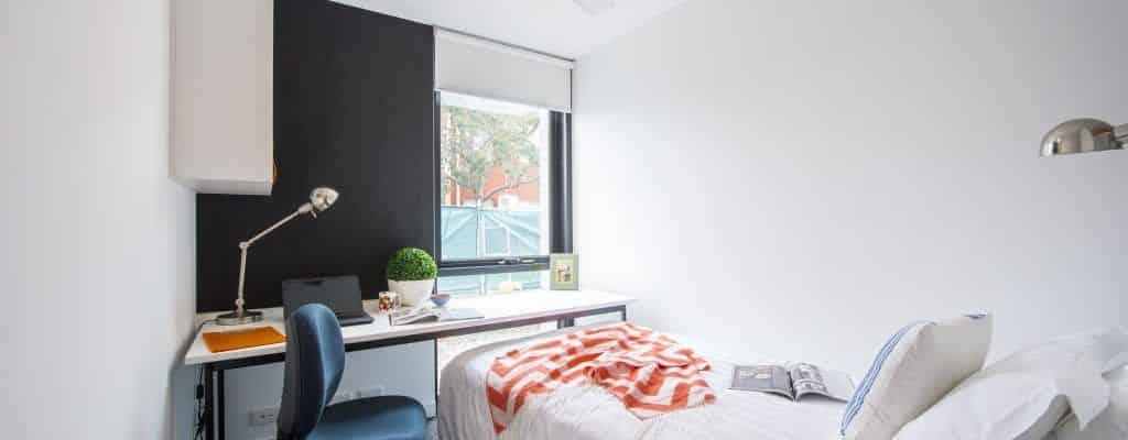 6 Bedroom Apartment - Regular Bedroom