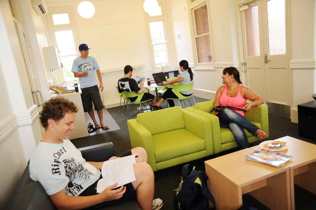 Yarra House - Melbourne, Victoria, Australia - Common Area